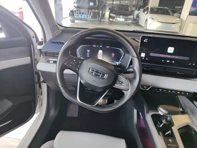 Geely Xingrui — Фото автомобиля 10