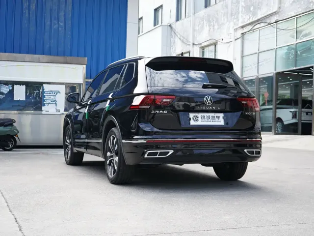 Volkswagen Tiguan L — Фото автомобиля 7