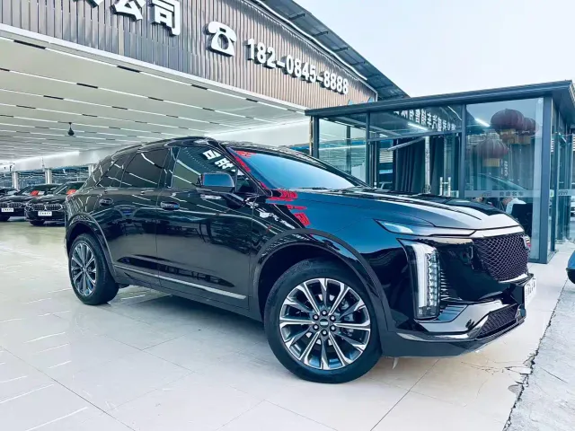 Cadillac XT5 — Фото автомобиля 3