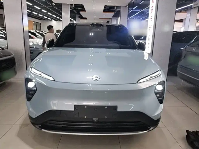 Nio ES7 — Фото автомобиля 2