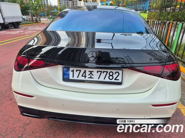 Mercedes-Benz S-Class — Фото автомобиля 4