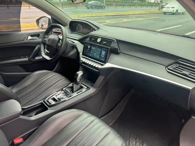 Peugeot 408 — Фото автомобиля 12