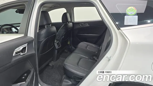Kia Sportage Sportage 5-е поколение Дизель 2.0 2WD — Фото автомобиля 11