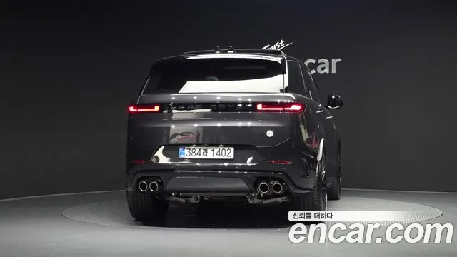 Land Rover Range Rover Sport — Фото автомобиля 4