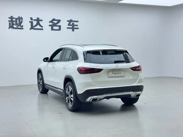 Mercedes-Benz GLA-Class — Фото автомобиля 21