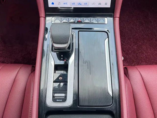 Hongqi H5 — Фото автомобиля 17