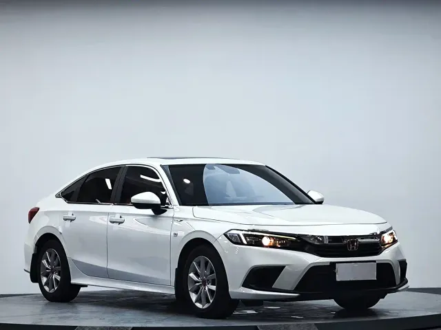 Honda Civic — Фото автомобиля 4
