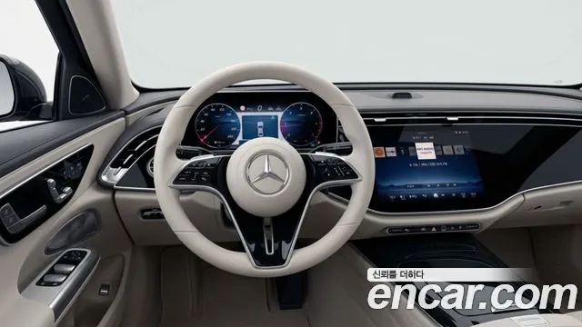 Mercedes-Benz E-Class — Фото автомобиля 11