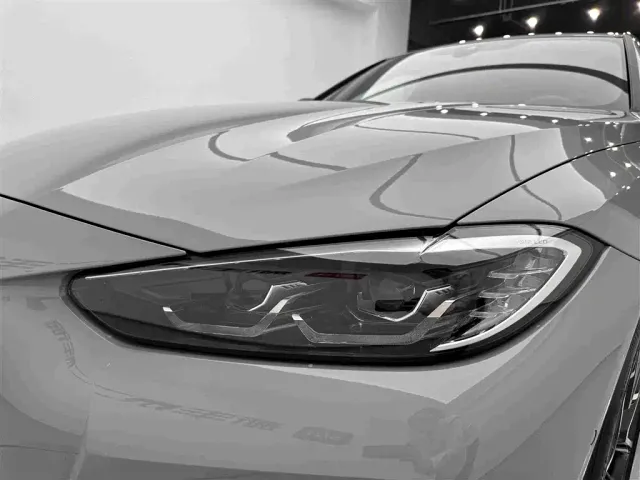 BMW i4 — Фото автомобиля 27