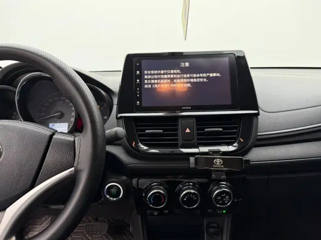 Toyota Vios — Фото автомобиля 11