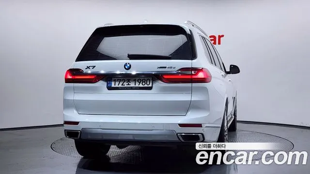 BMW X7 — Фото автомобиля 4