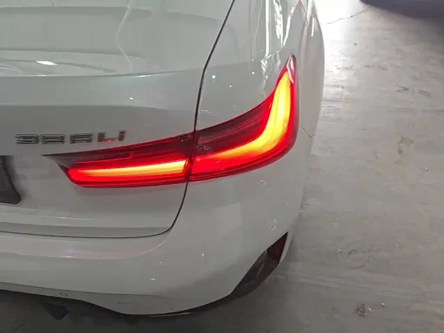 BMW 3 Series — Фото автомобиля 7