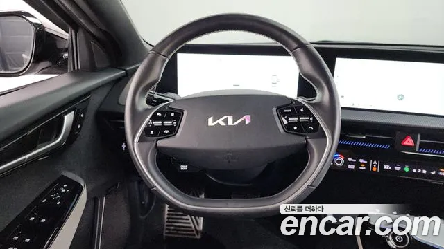 Kia EV6 — Фото автомобиля 14