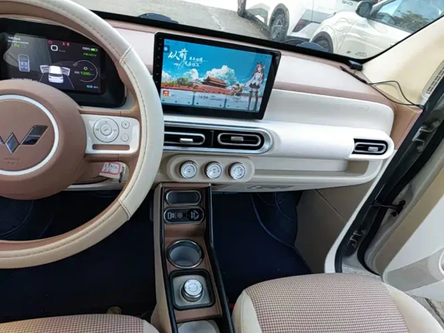 Wuling Hongguang Mini EV — Фото автомобиля 12
