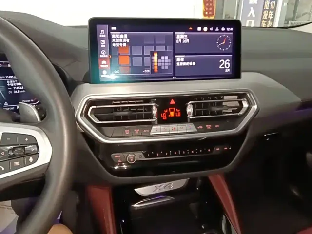 BMW X4 — Фото автомобиля 12