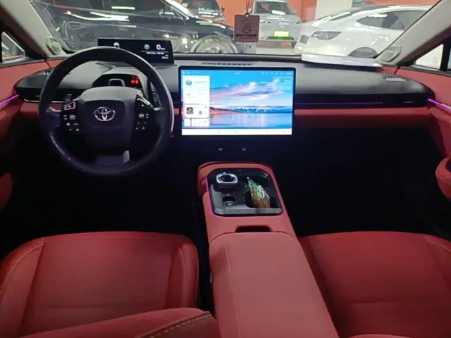 Toyota bZ5 — Фото автомобиля 9