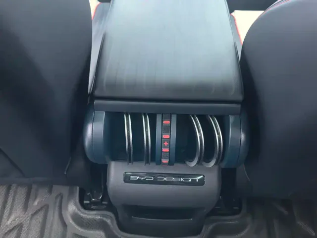 BYD Yuan PLUS — Фото автомобиля 12