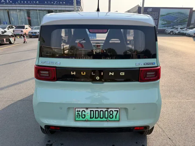 Wuling Hongguang Mini EV — Фото автомобиля 2