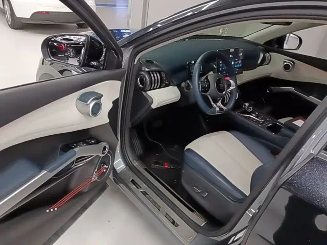 BYD Yuan PLUS — Фото автомобиля 15