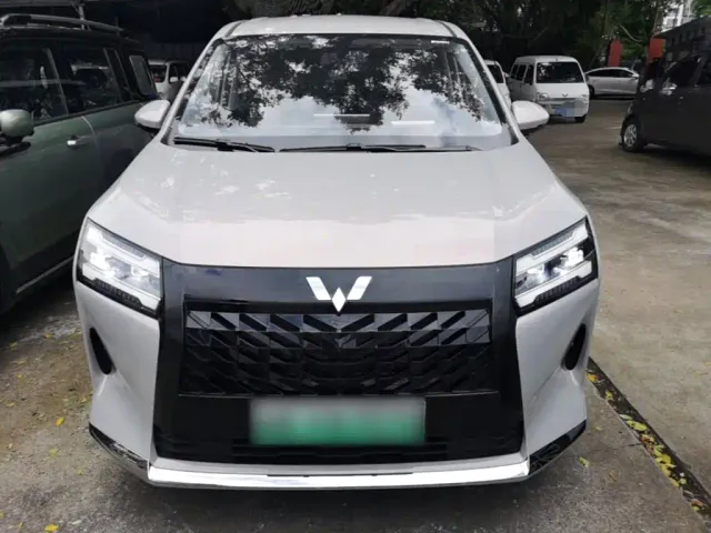 Wuling Starlight 730 — Фото автомобиля 2