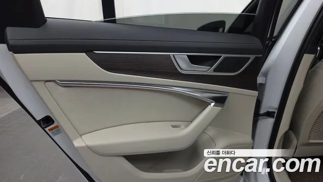 Audi A6 45 TFSI quattro Premium — Фото автомобиля 25