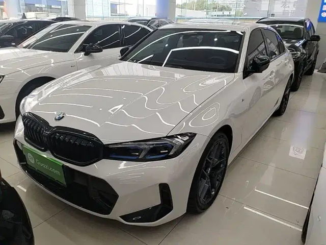 Фотография автомобиля — BMW 3 Series