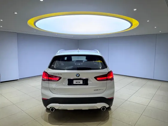BMW X1 — Фото автомобиля 5