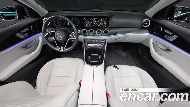 Mercedes-Benz E-Class — Фото автомобиля 6