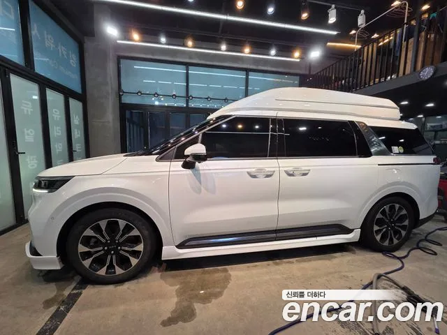 Kia Carnival Generation 4 — Фото автомобиля 9