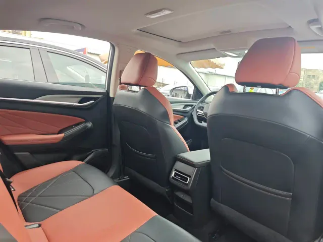 Changan Eado — Фото автомобиля 7