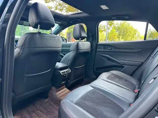 Ford Mondeo — Фото автомобиля 9