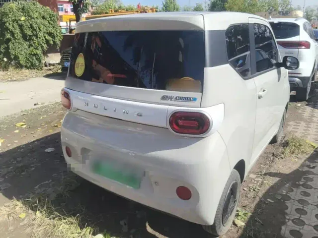 Wuling Hongguang Mini EV — Фото автомобиля 6
