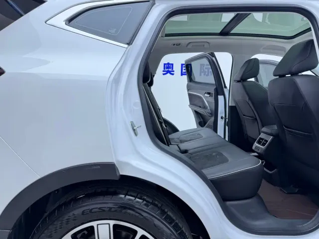 Haval H6 — Фото автомобиля 18