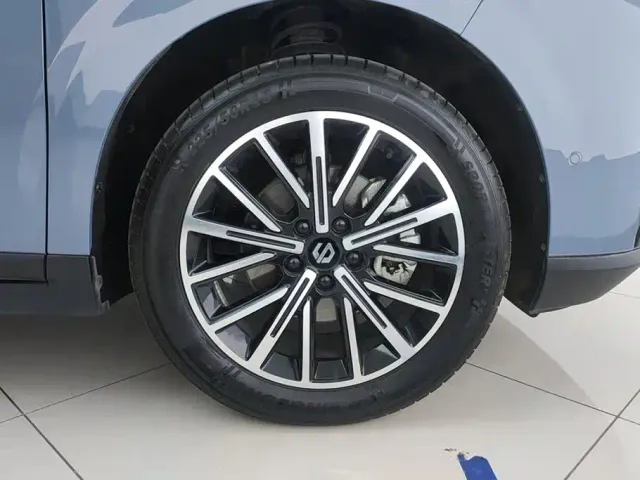 Leapmotor B10 — Фото автомобиля 6