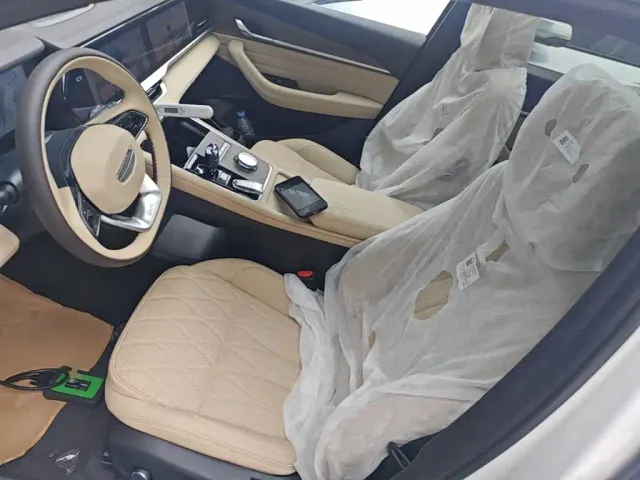 Geely Xingyue L — Фото автомобиля 14