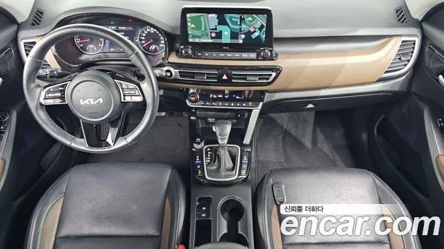 Kia Seltos — Фото автомобиля 7