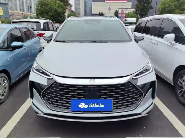 BYD Tang — Фото автомобиля 2