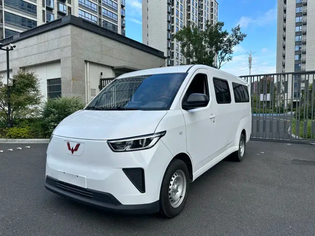 Фотография автомобиля — Wuling Yangguang
