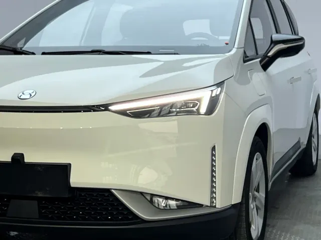 Hycan Z03 — Фото автомобиля 4