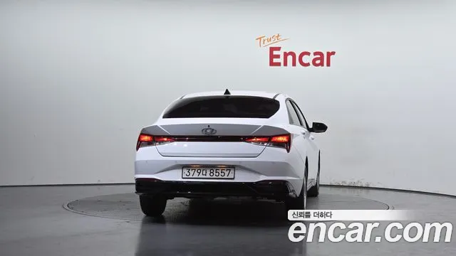 Hyundai AVANTE Avante (CN7) — Фото автомобиля 4