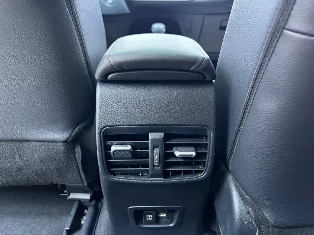 Toyota Corolla — Фото автомобиля 15