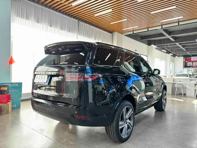 Land Rover Discovery — Фото автомобиля 17