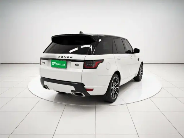 Land Rover Range Rover Sport 2022 3.0 L6 Gloss Black Edition — Фото автомобиля 6