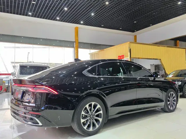 Lincoln Z — Фото автомобиля 15