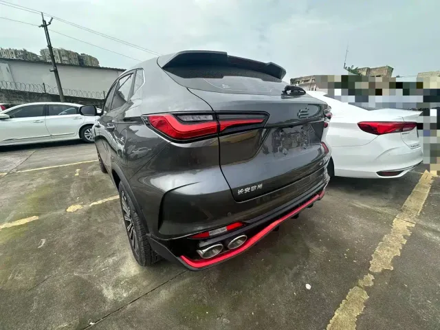 Changan Oushang X5 — Фото автомобиля 11