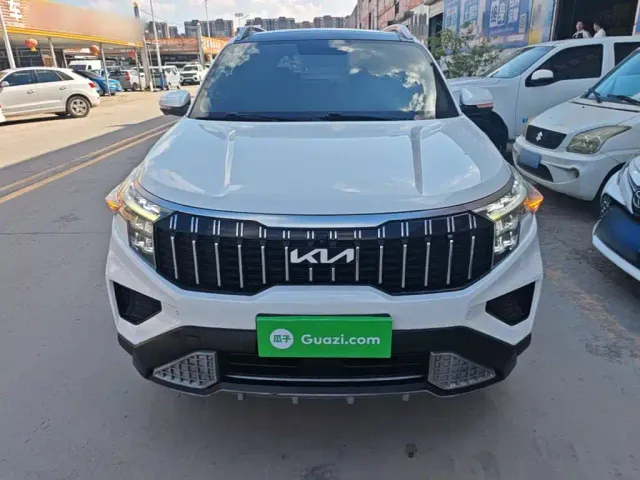 Kia Sportage — Фото автомобиля 2