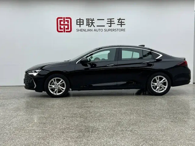 Buick Regal — Фото автомобиля 3