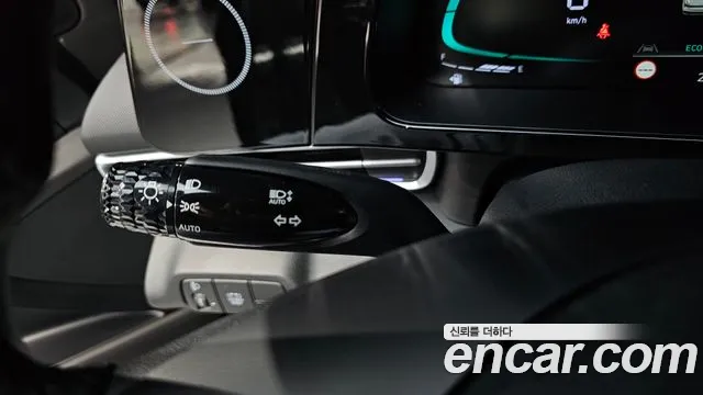 Hyundai Avante CN7 — Фото автомобиля 30