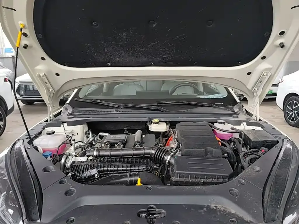 BYD Seal 06 DM-i Touring 2025 DM-i 150KM Flagship — Фото автомобиля 15