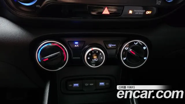 Hyundai Venue Venue 1.6 Smart — Фото автомобиля 15